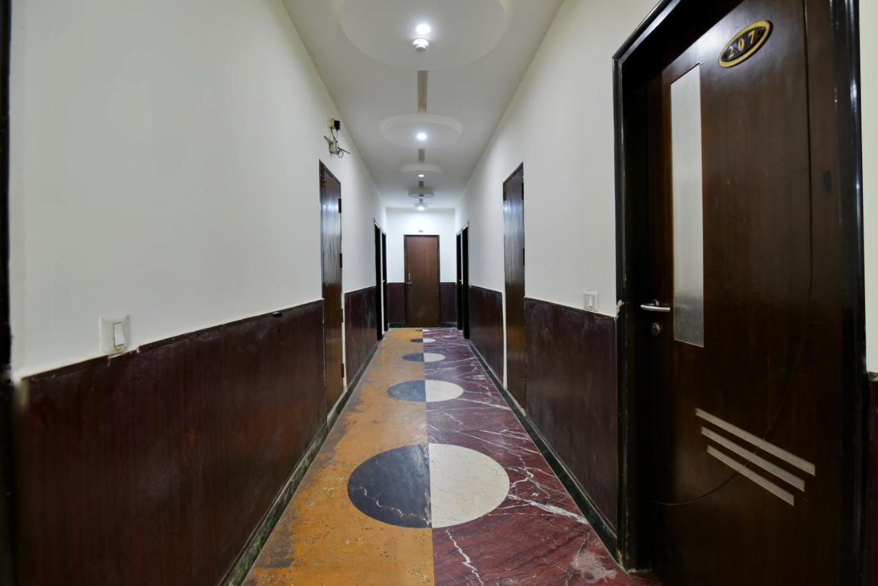 Hotel Revels By A1Rooms New Delhi Exterior photo