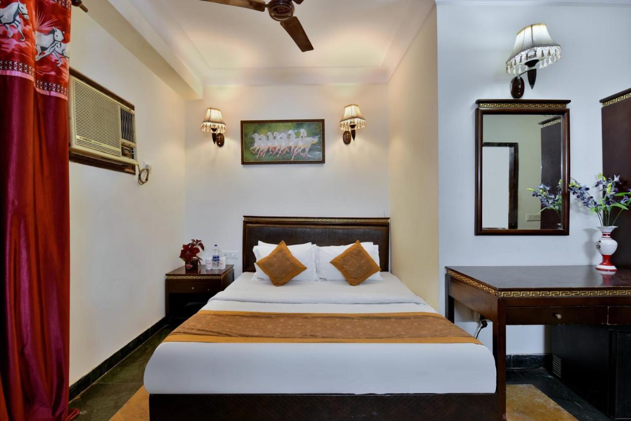 Hotel Revels By A1Rooms New Delhi Exterior photo